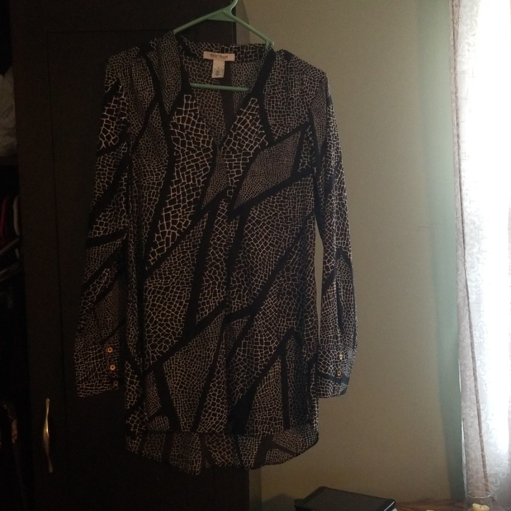 White House Black Market tunic